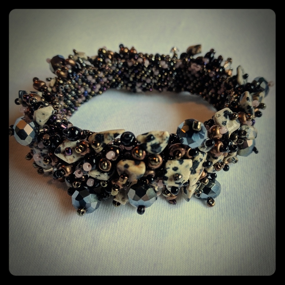 New Colorful beaded pebble stone bracelet